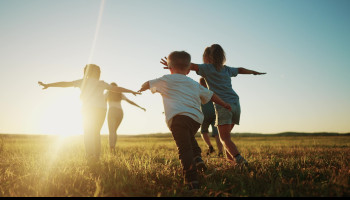 The association of child protection contact with mental health‐related hospitalisations